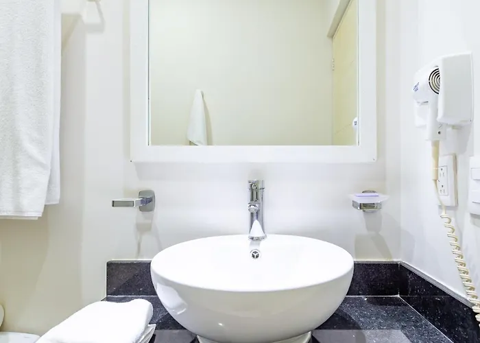 Promo 2br With Rooftop Pool, Gym And Free Bikes *
